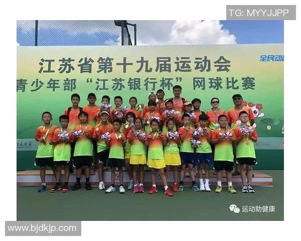 南京网球队荣登全国网球配合排行榜第九名展现出色实力与团队合作精神 南京网球队荣登全国网球配合排行榜第九名展现出色实力与团队合作精神